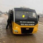 İSLAHİYE’DE DÜZENSİZ PARKLAR TRAFİĞİ ALT ÜST EDİYOR