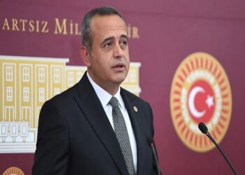 MİLLETVEKİLİ KAYA’DAN FATMA ŞAHİN’E DESTEK TEŞEKKÜRÜ