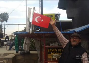 VATANDAŞIMIZIN BAYRAK SEVGİSİ